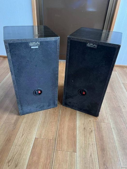 В продаже Kenwood S-8M