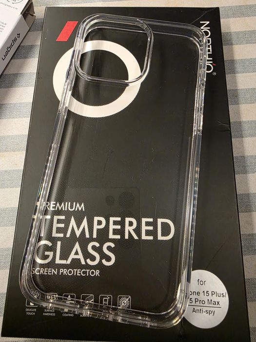 Husa transparenta și folie sticla  Privacy 15 pro Max