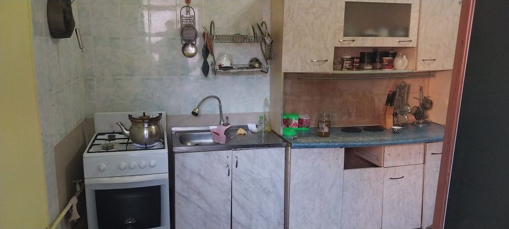 Ховли сотилади  5 сотихли замонавий кулайликларга  эга