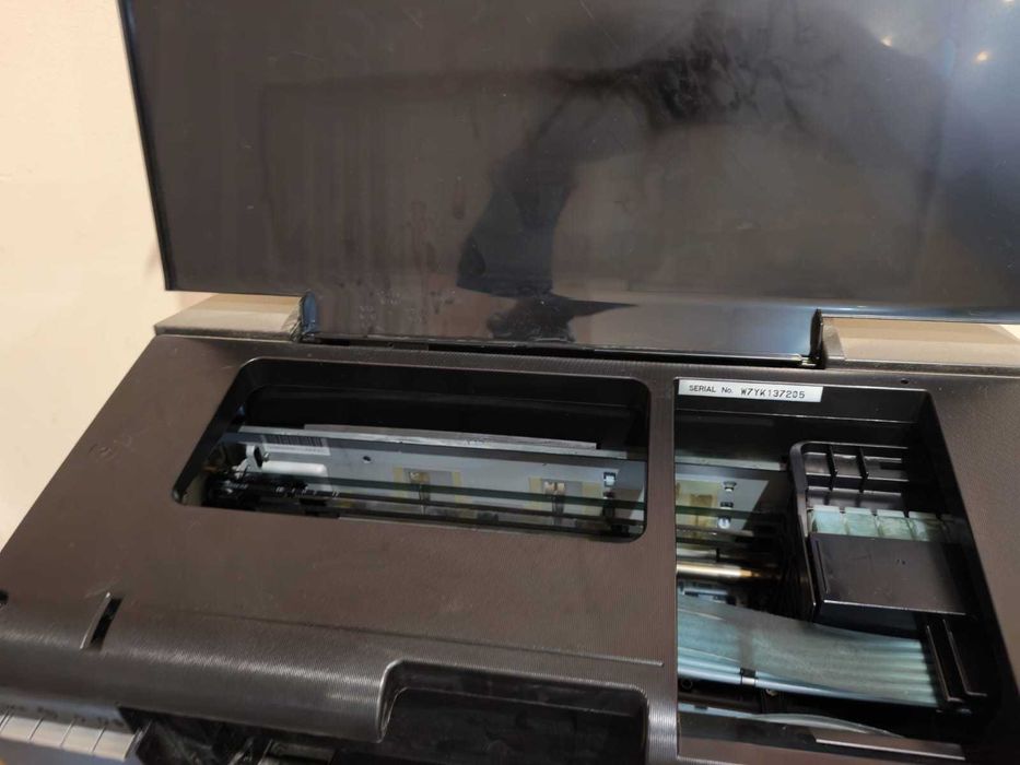принтер Epson l805 не рабочем состояние