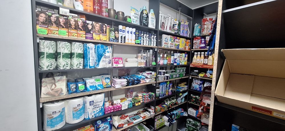 Magazen beznis sotiladi. Arendasi 200$