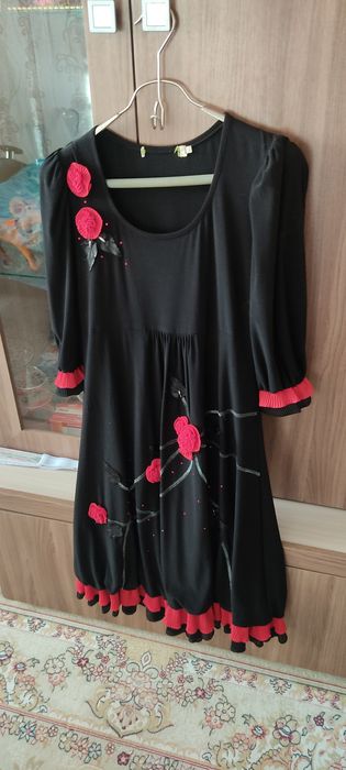 Платье женское ..