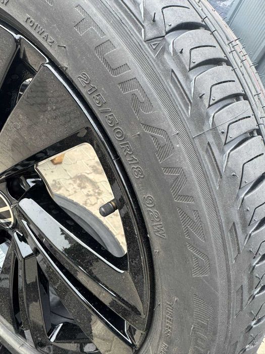 Jante Noi VW T-Roc Q2 Ateca Karoq Anvelope noi 215 50 18 Bridgestone