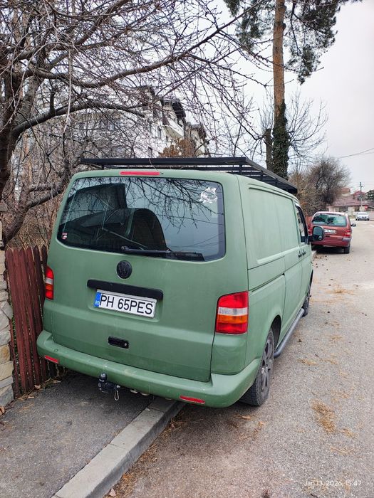 VW T5 army autoutilitar