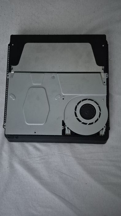 Playstation 4 slim | Плейстейшън 4 слим(PS 4) КАТО НОВ!!