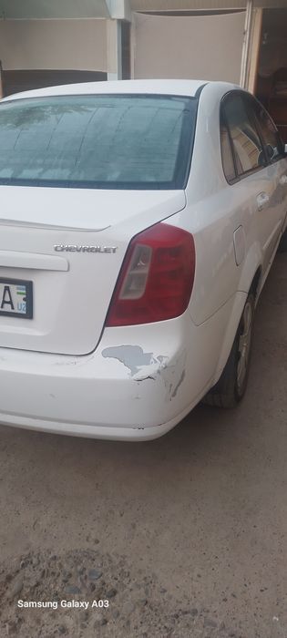 Ласетти 1.8 сотилади срочна