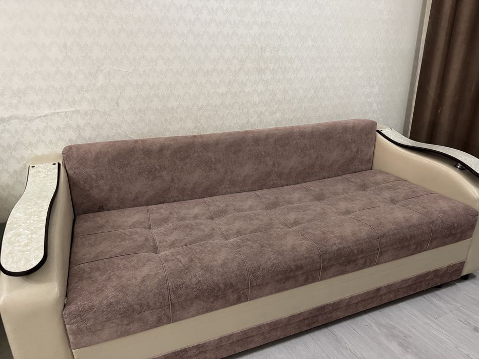 Продам диван в отличном состоянии