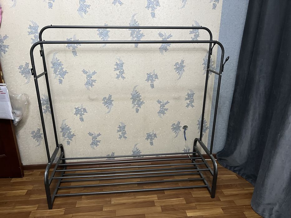 Вешалка напольная
