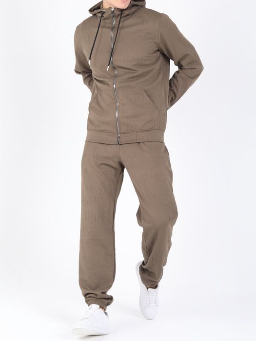 Erkaklar uchun bahor va kuz mavsumlarida kiyishga moljallangan