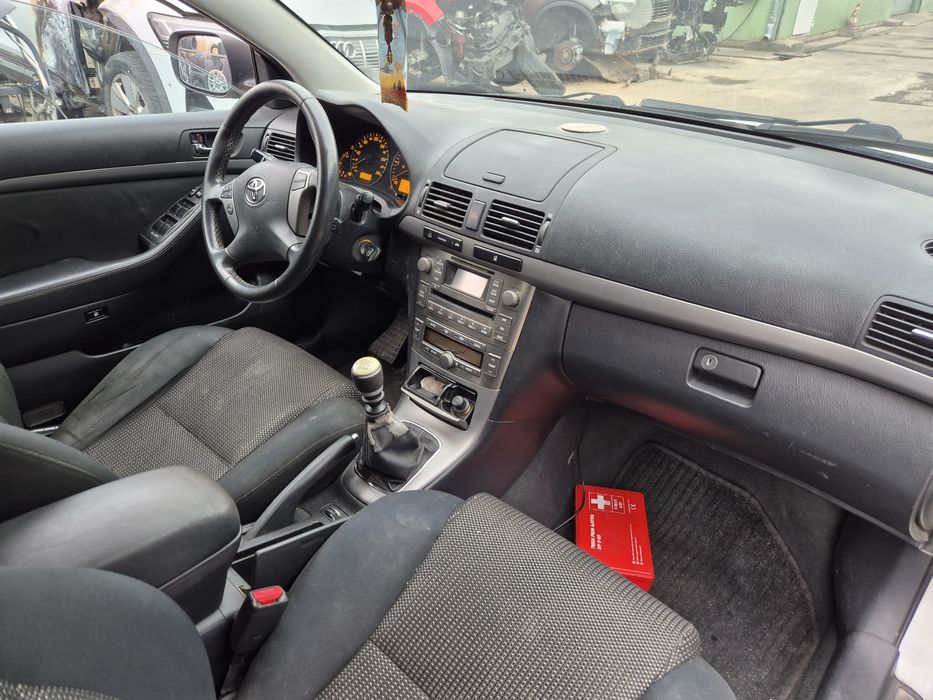 Dezmembram Toyota Avensis 2007 2.2d 177cp Manual