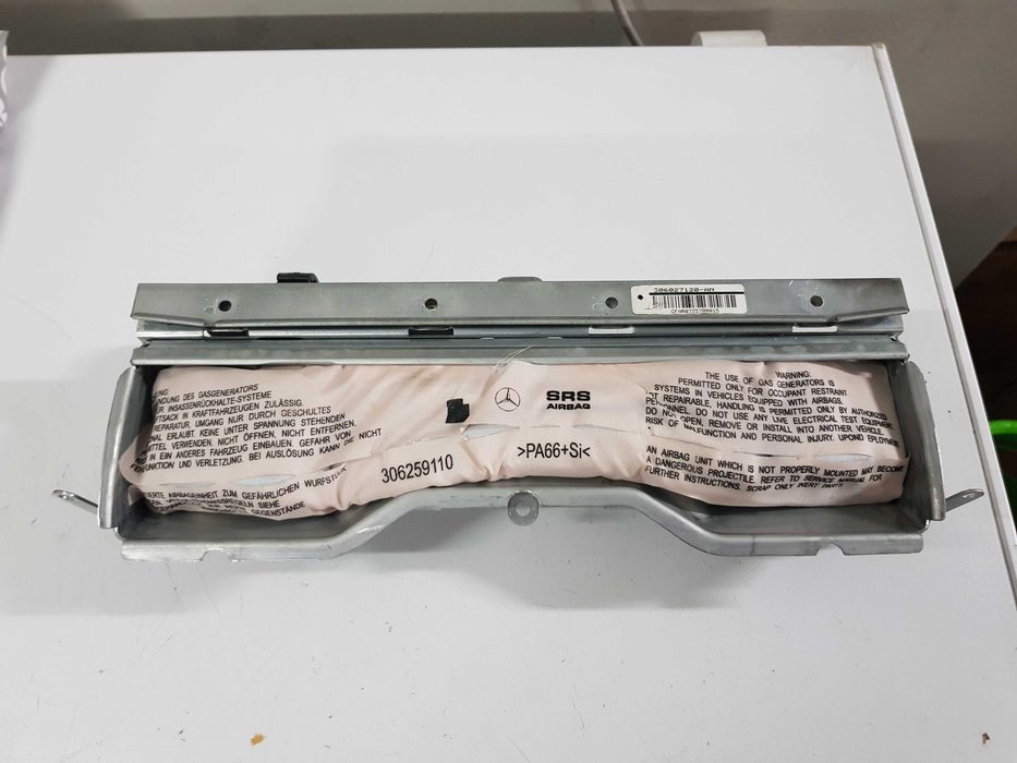 Airbag genunchi Mercedes Benz C Class W204
