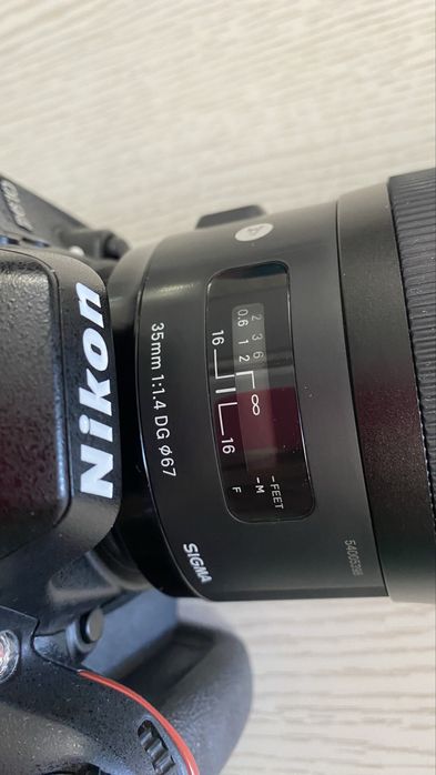 Объектив Sigma 35mm (Nikon)