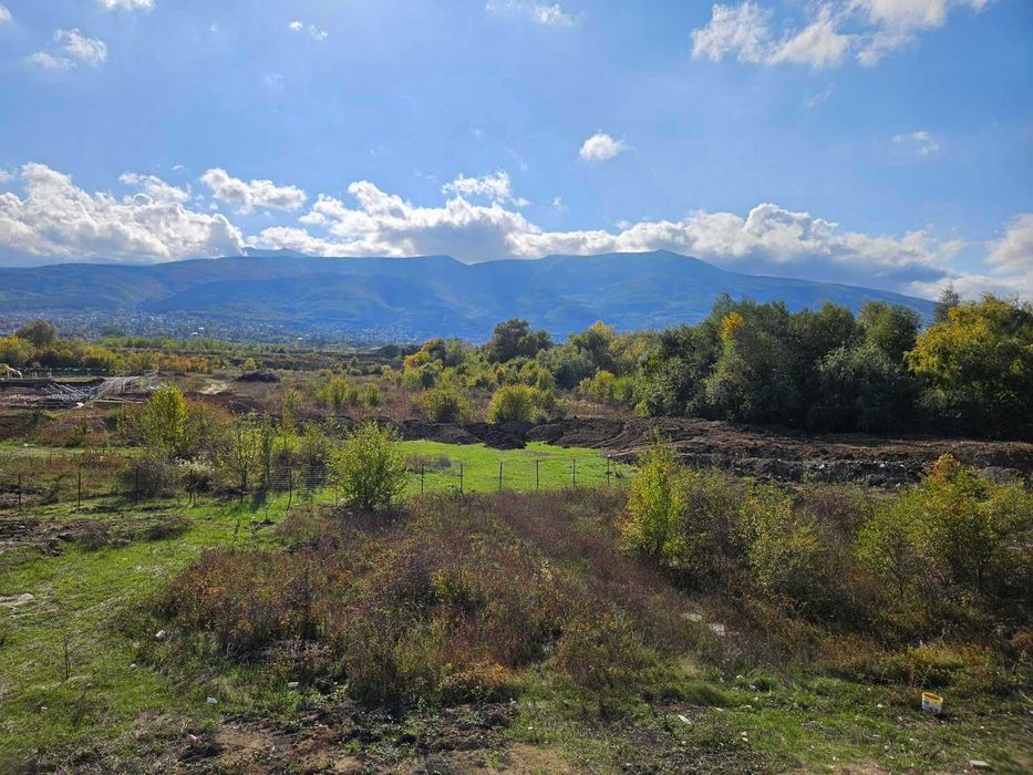 Тристаен апартамент ж.к. Малинова долина