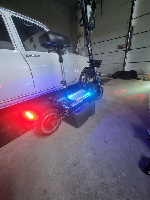 Trotineta electrica DualMotor 75km/h , roti pe 11 , ca noua