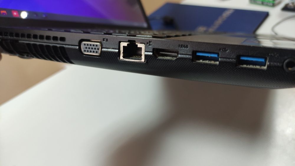 Продам ноутбук lenovo G500 Core i3