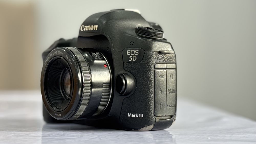 Продается фотоаппарат 5д марк 3. 5d mark3