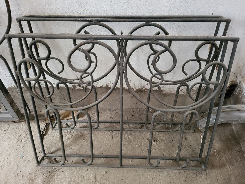 Огорождение, калитка, защита для окон