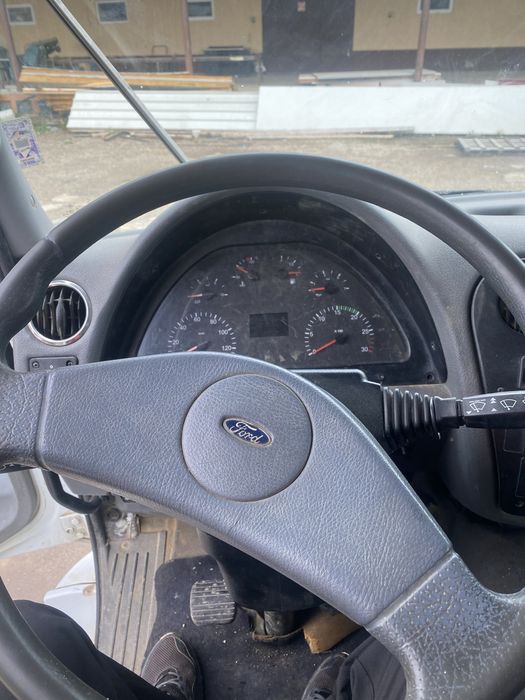 Autobasculanta Ford Cargo