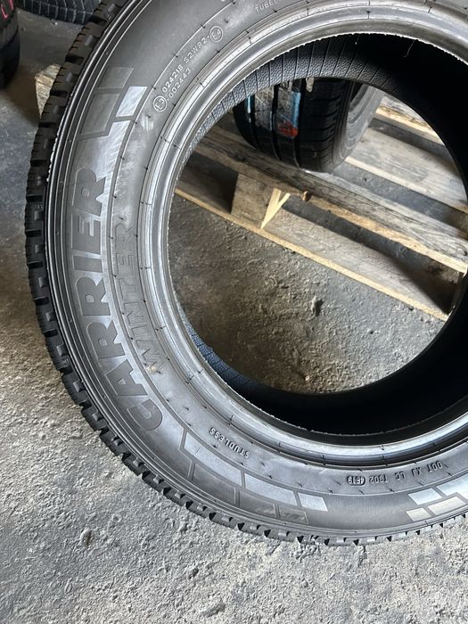 2 anvelope iarna 205/65/16C Pirelli 8 mm!
