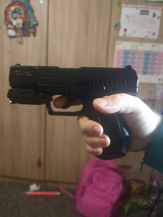Pistol airsoft Walter P99 dao