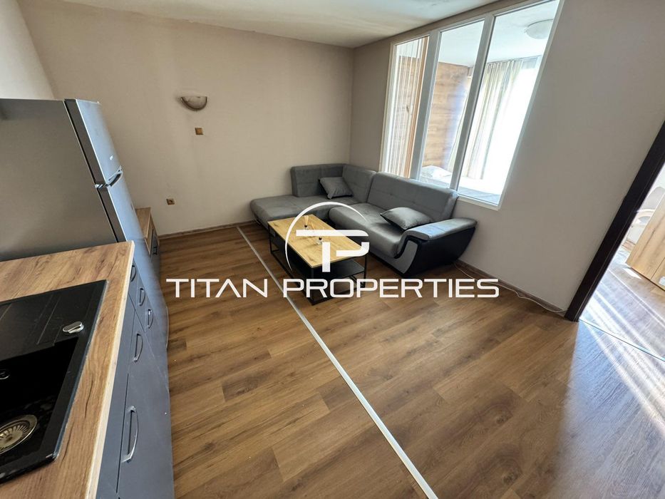 Дава се под наем Тристаен апартамент в Бургас, Славейков - 75 кв.м за 510 € - Снимка #2