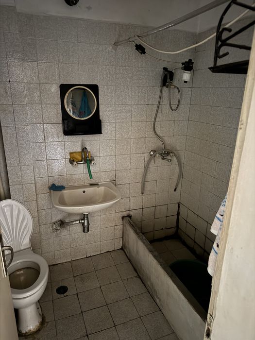 Продава се Тристаен апартамент в Кърджали, Център - 90 кв.м за 539 €/кв.м - Снимка #5