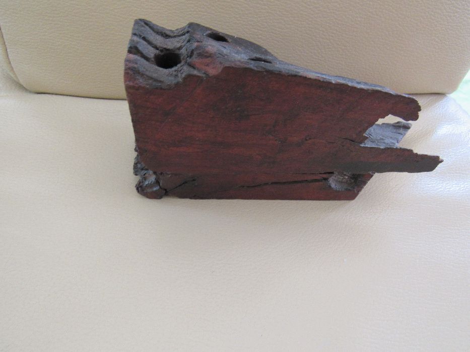 Настолна поставка за писалки от тиково дърво от Зимбабве