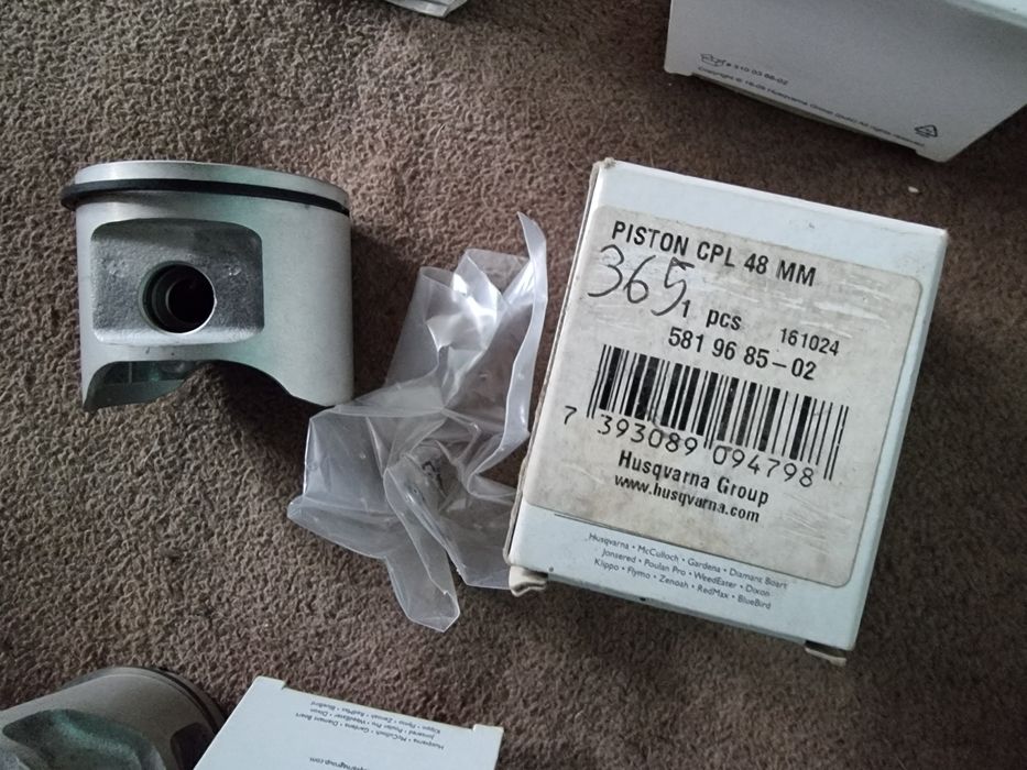 Piston husqvarna 372 xp,husvarna 365 husqvarna 555,560 originale Stihl