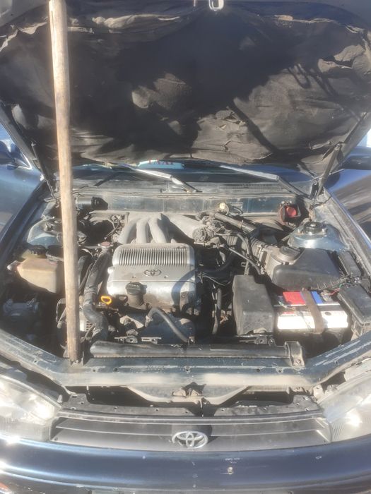 Тойота Камри 10 универсал Сатылады.