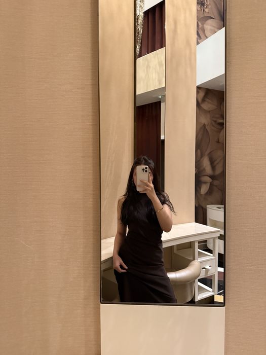 вечерние платья  и костюм