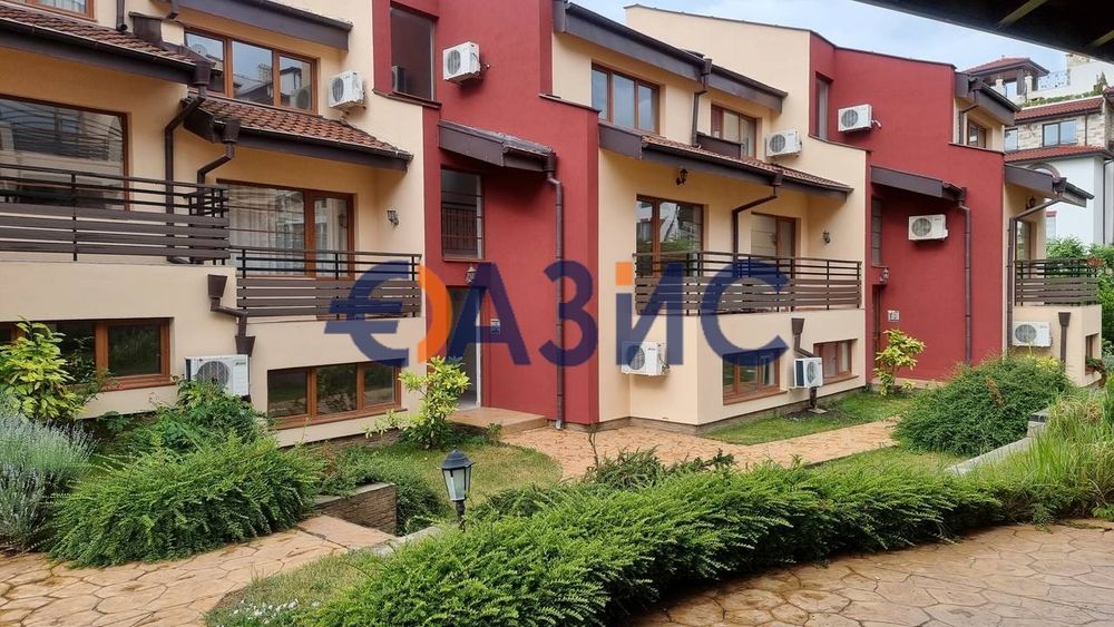 Продава се Тристаен апартамент в Свети Влас - 193 кв.м за 694 €/кв.м - Снимка #14