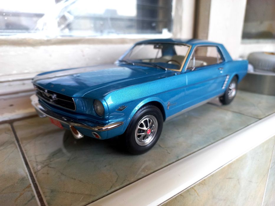Ford Mustang 1965 1:18