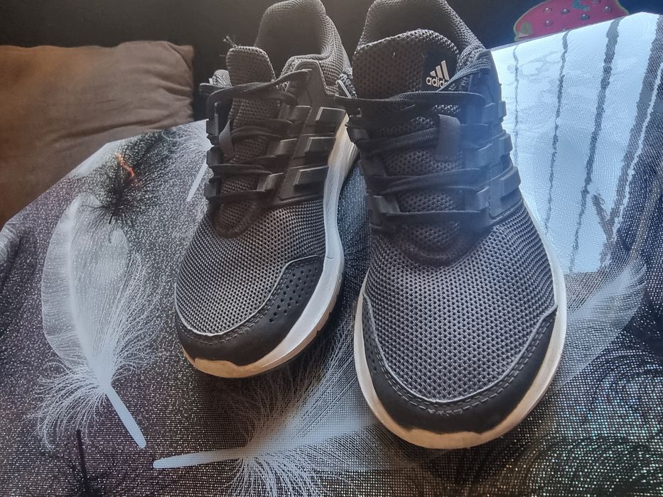 Маратонки Adidas