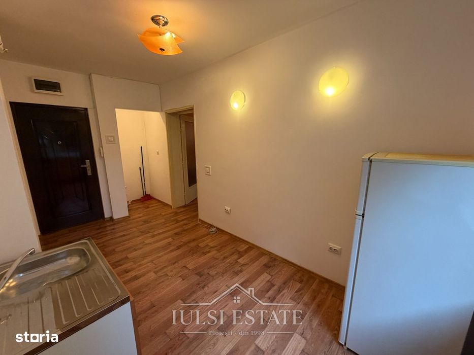 Apartament 2 camere Zona Democratiei