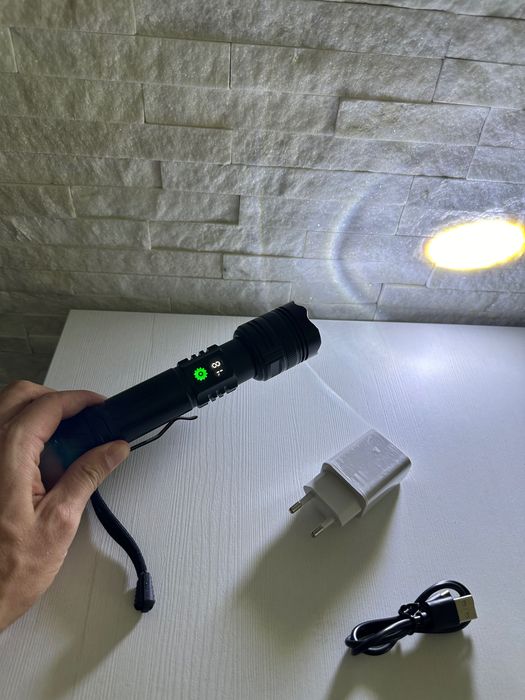 Lanterna NOUA led 30w, 3000 metri