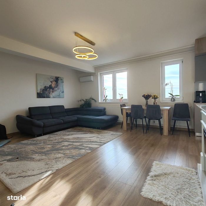 PROPRIETAR Apartament cu 3 camere 70mp, terasa 28mp, Baciu
