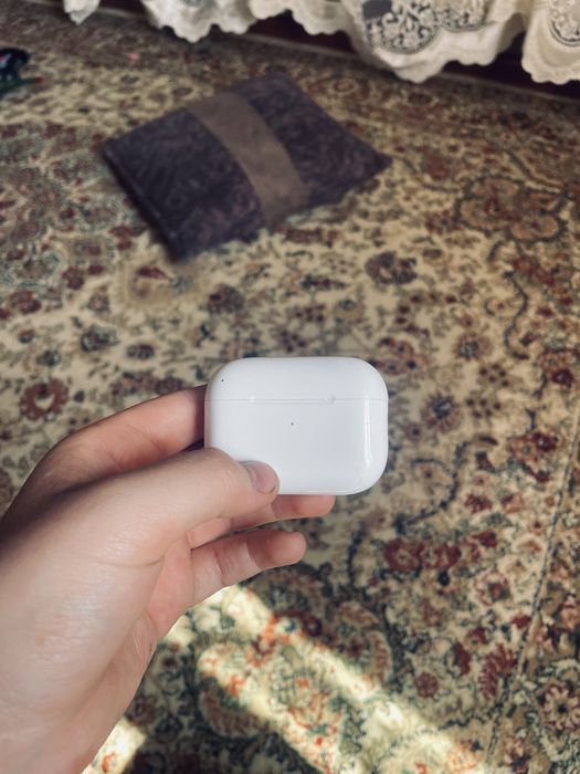 Продам айр подс про