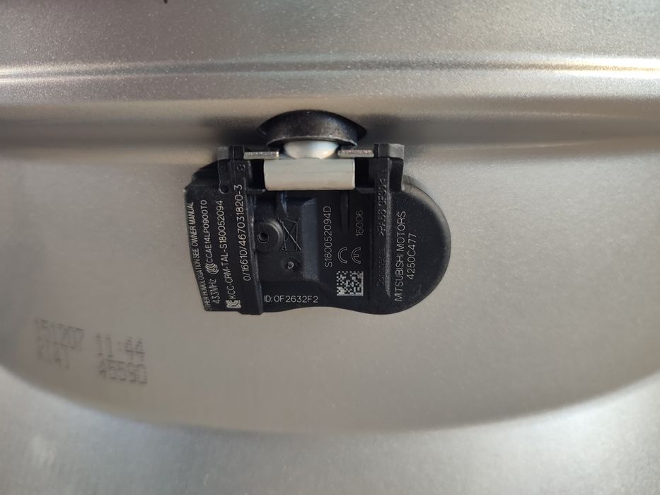 16" оригинални алуминиеви джанти за Mitsubishi ASX...