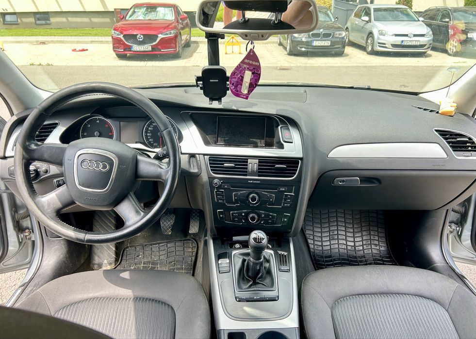 AUDI A4 Avant 2012 — imagine 5