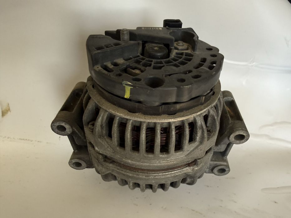 Alternator bosch 06H903016L  Audi a4 b8 140A