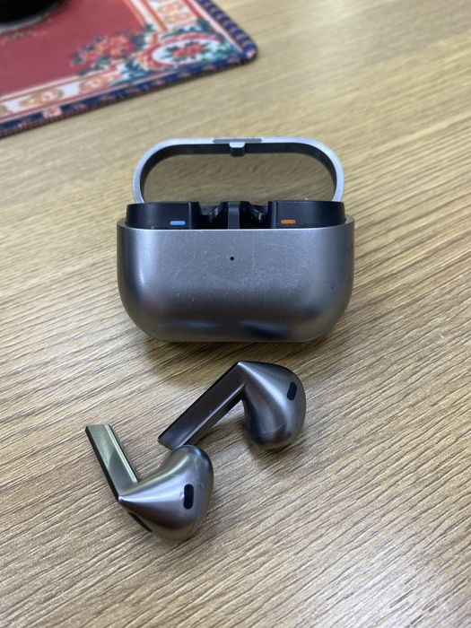 Galaxy buds 3 (p25)