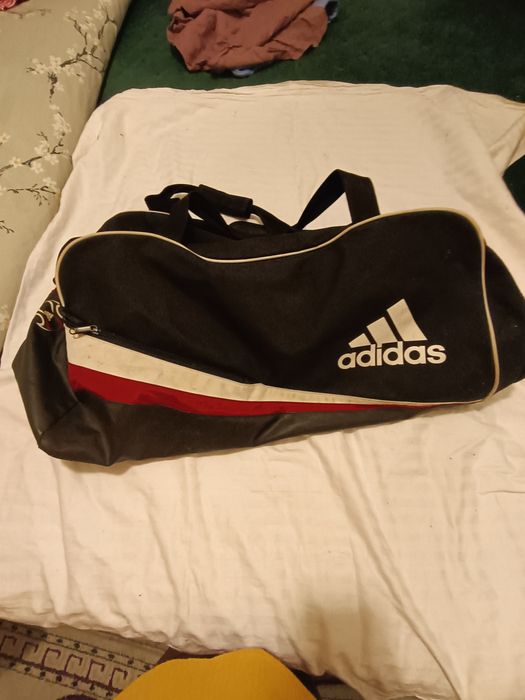Geanta adidas mare pentru sala