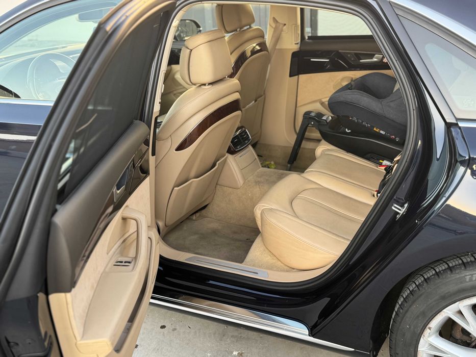 Audi A8L 3.0 tfsi