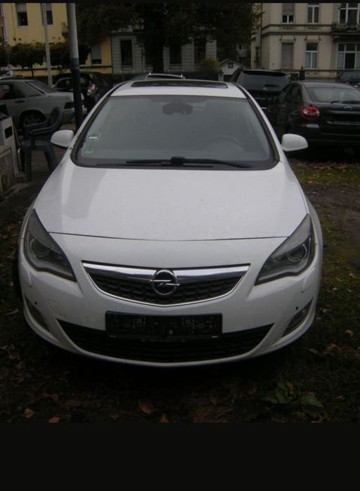 Capota, bară fata Opel Astra J facelift,far xenon stg dr, Opel Astra j