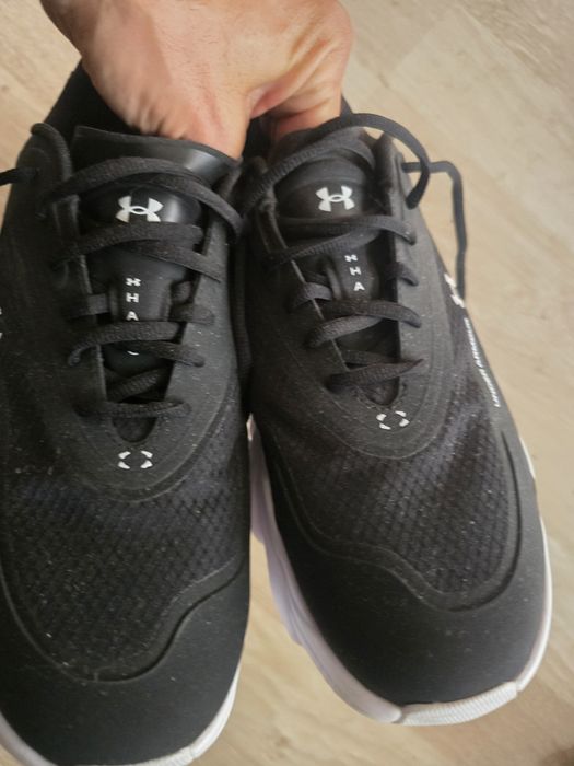 Under  armour sneakers