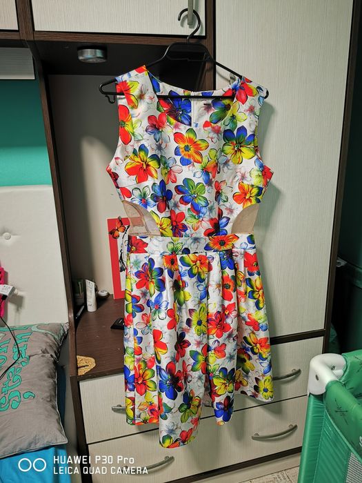 Rochii mărimea 38-40(M-L) ca noi