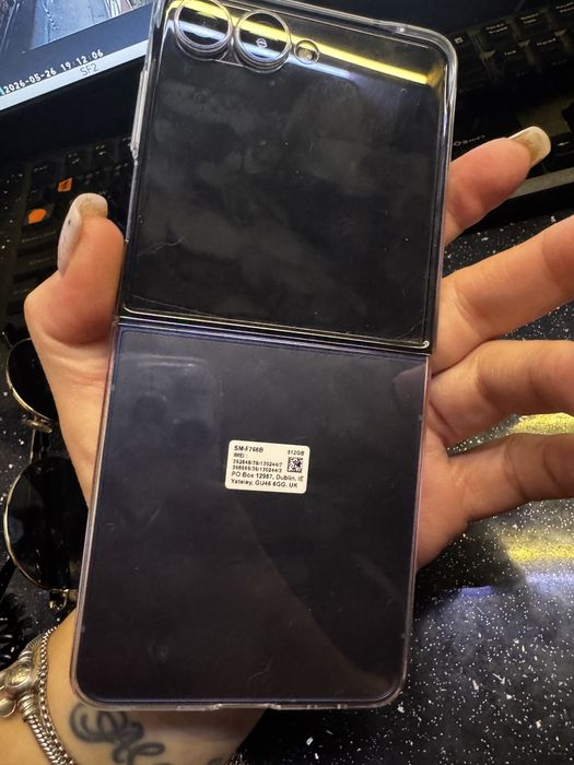 Samsung Z flip 7 512 GB