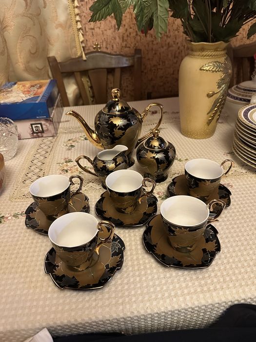 Чайный сервиз на пять персон