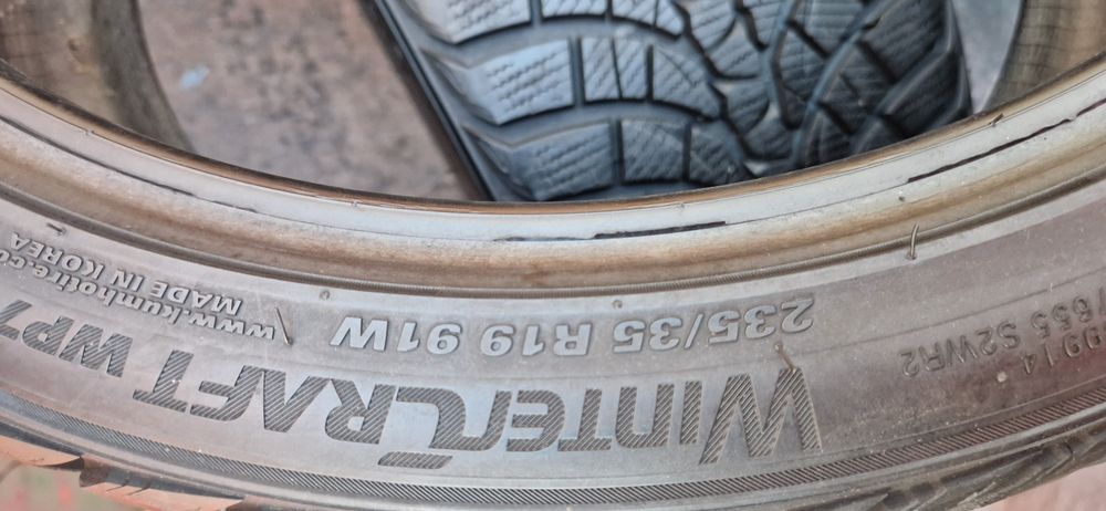 2 Anvelope ca noi Kumho 235 35 R19 M+S