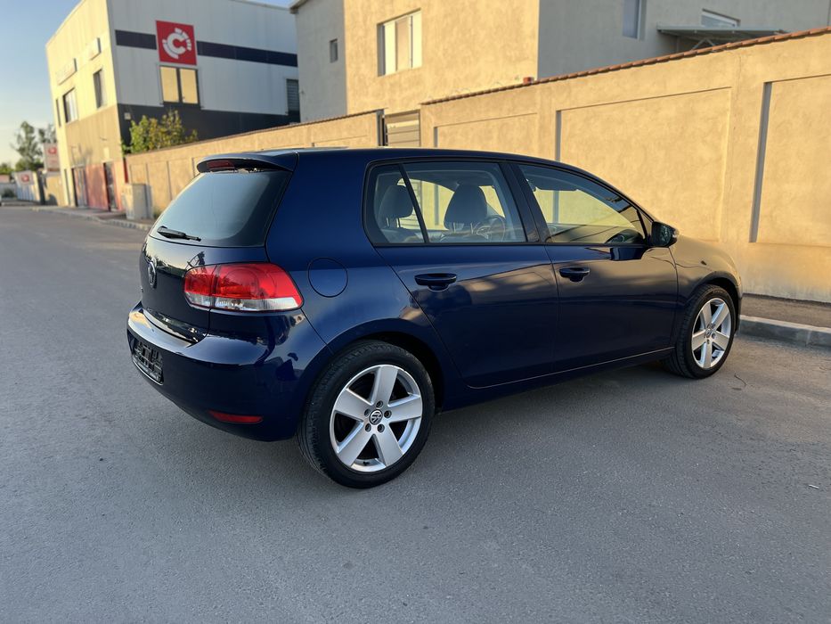 VOLKSWAGEN Golf 2011 — imagine 5
